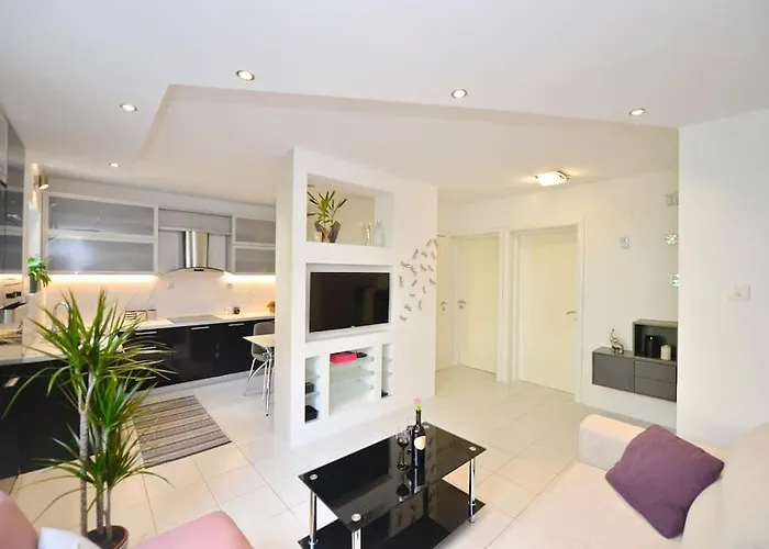 Majestic Suite,800M To Old Town&Minutes To Seaside